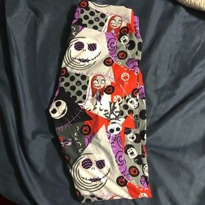 Lularoe nightmare before Christmas leggings